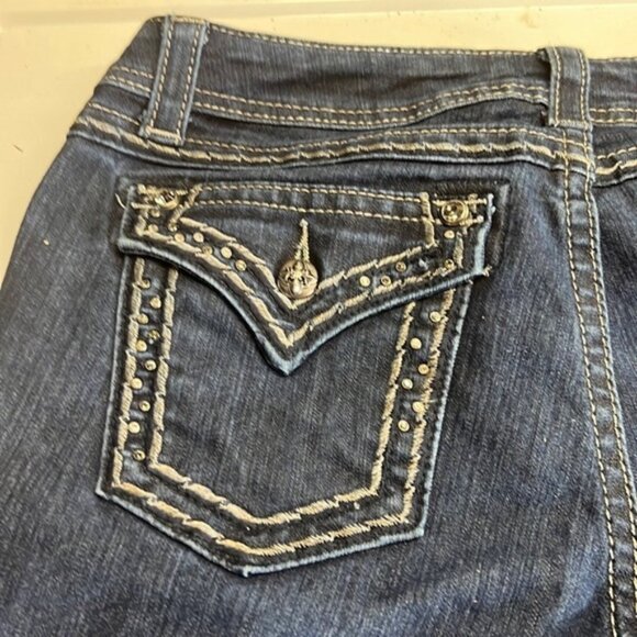 Miss Me easy boot jeans. - Picture 5 of 9